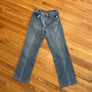 Vintage Levi’s Straight Leg Jeans 24